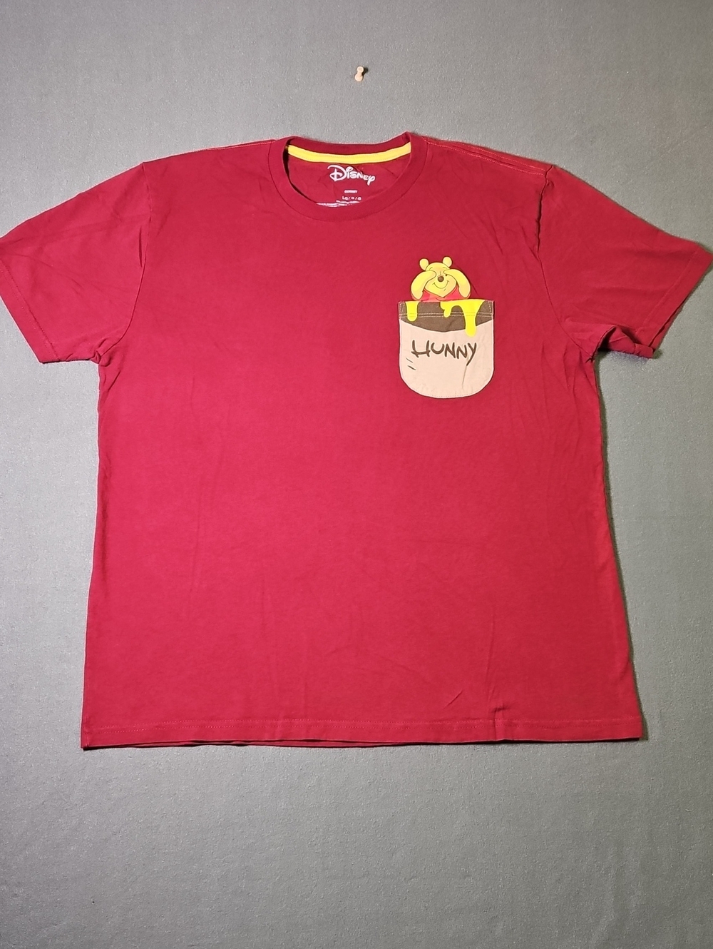 Disney Winnie the Pooh "Hunny" Pocket T-Shirt Maroon Maroon Red Size Large L